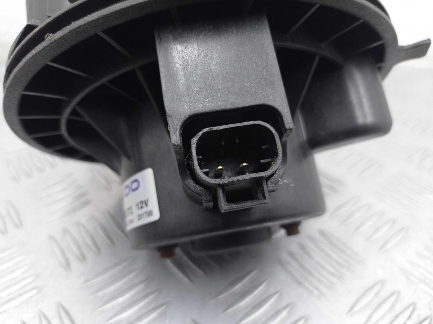 Моторчик печки