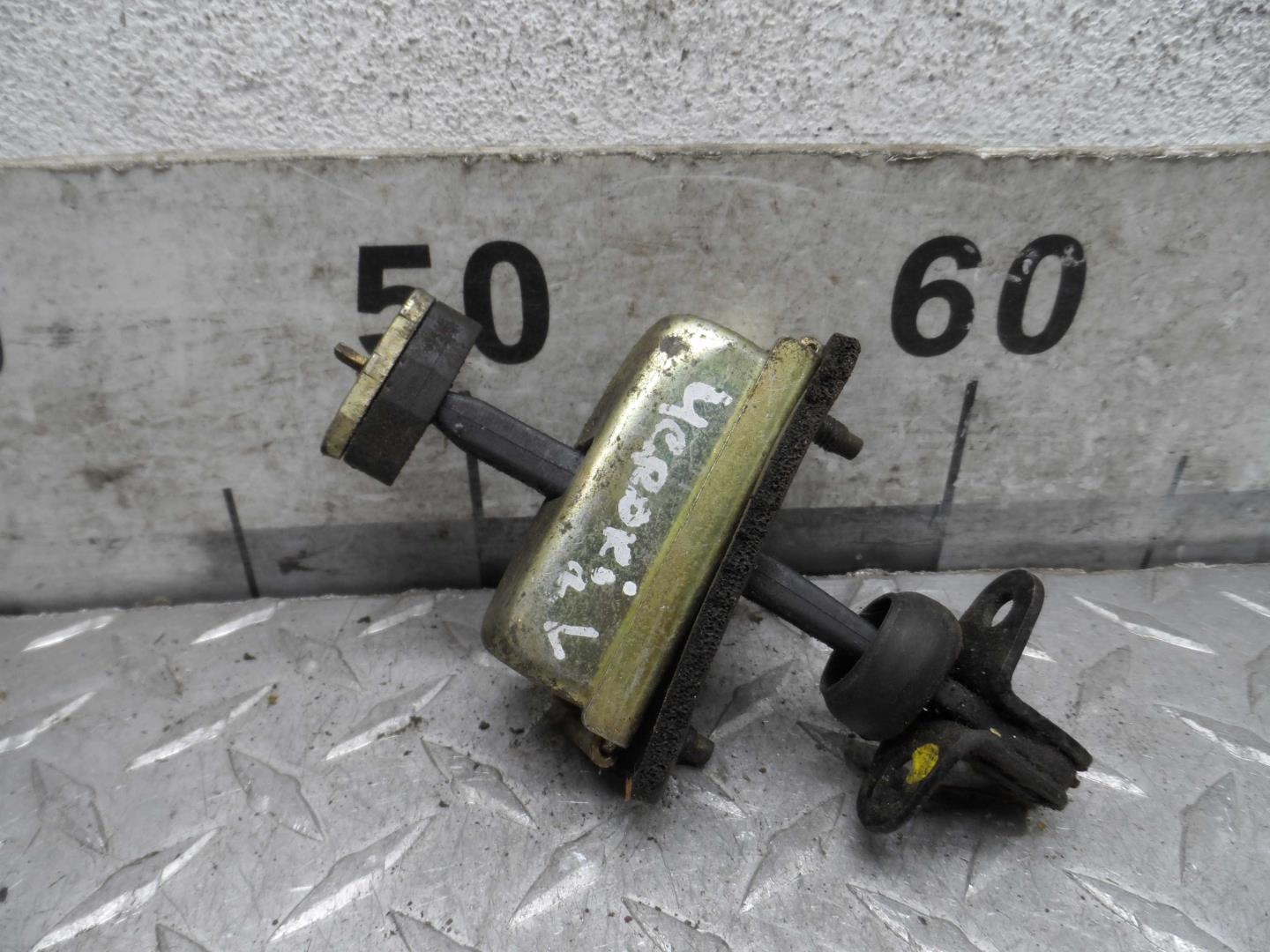 Ограничитель двери