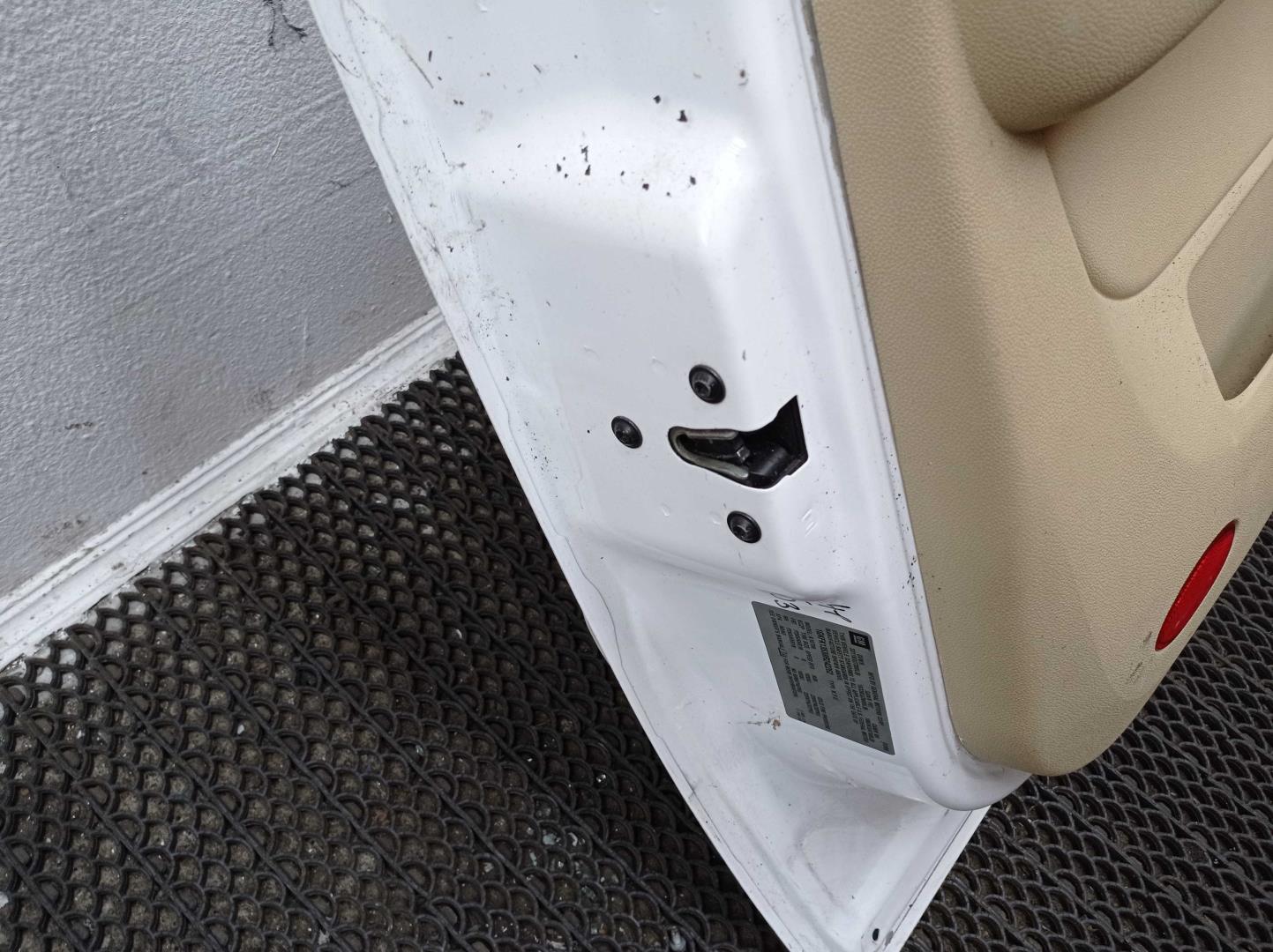 Ручка двери передней наружная левая