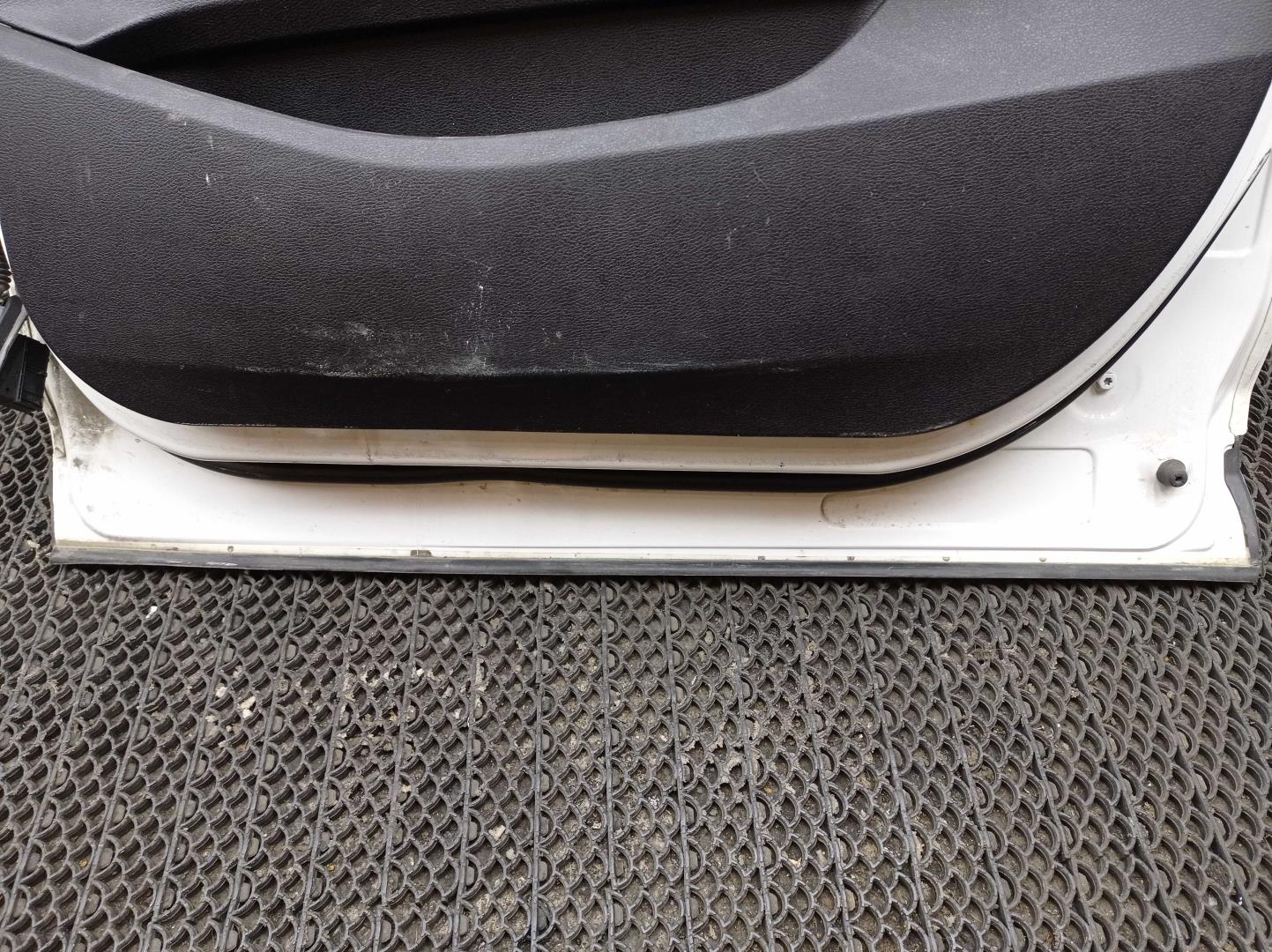 Накладка (кузов наружные)