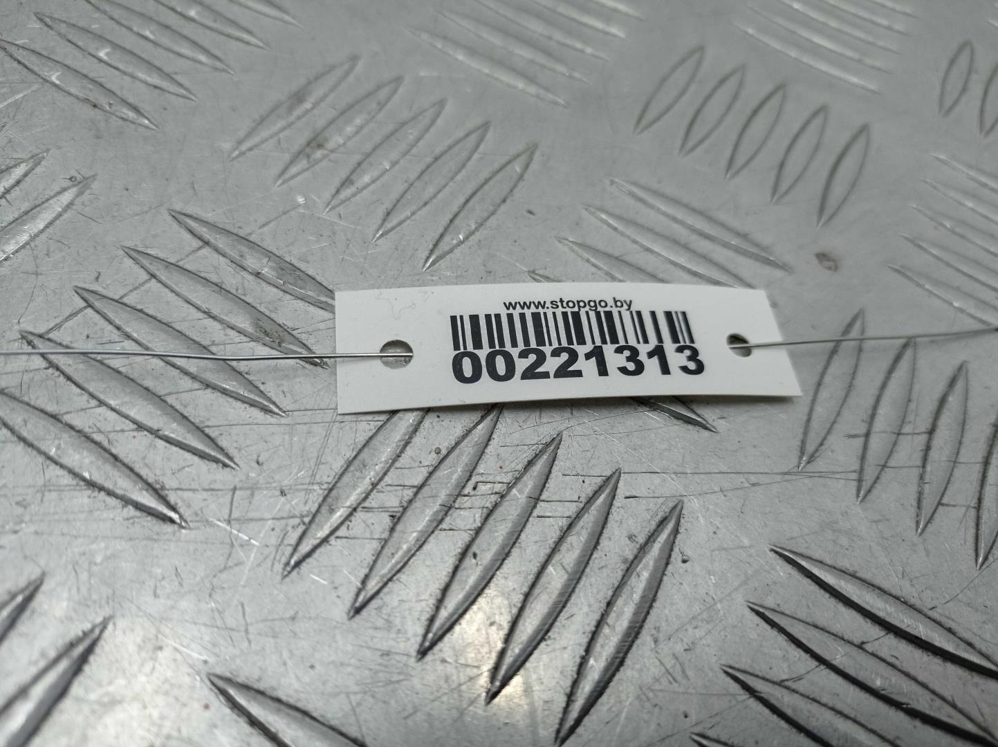 Фонарь задний наружный левый