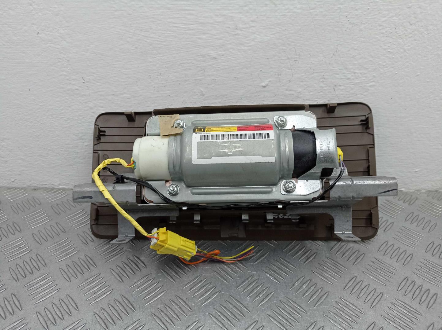 Подушка безопасности пассажирская (в торпедо)