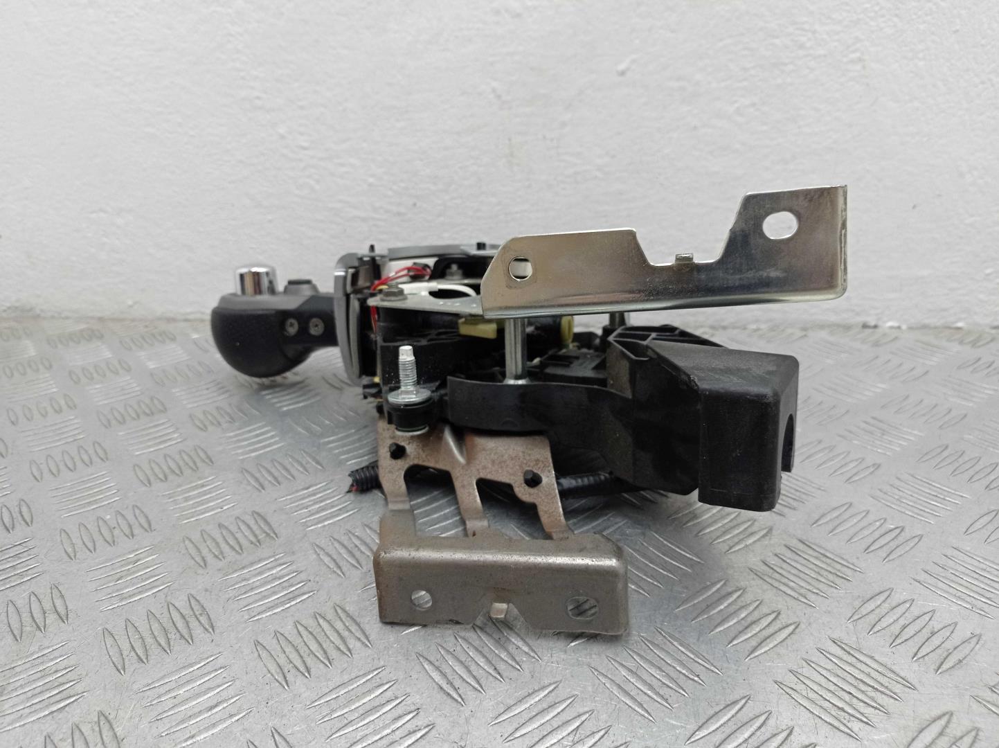 Кулиса МКПП / АКПП