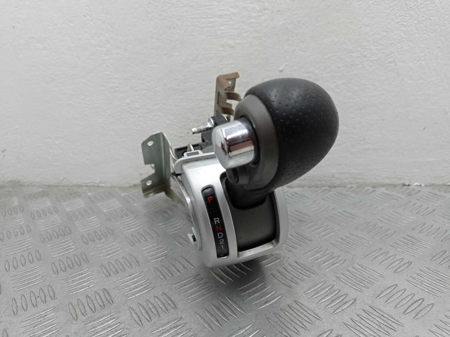 Кулиса МКПП / АКПП