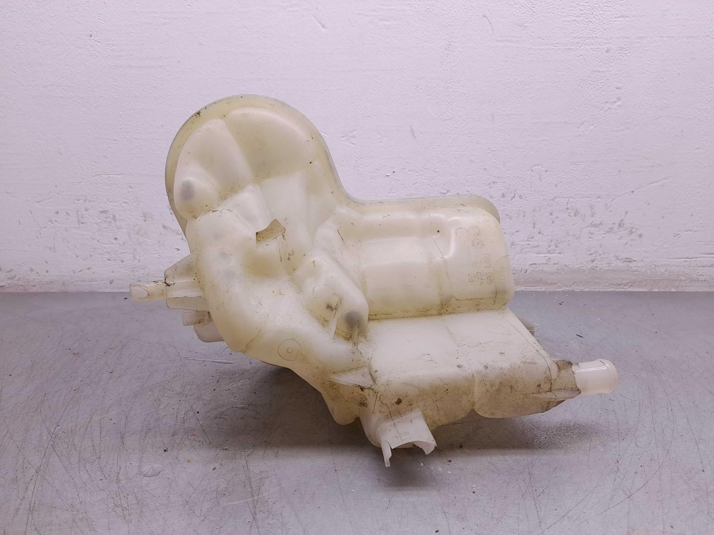 Бачок расширительный