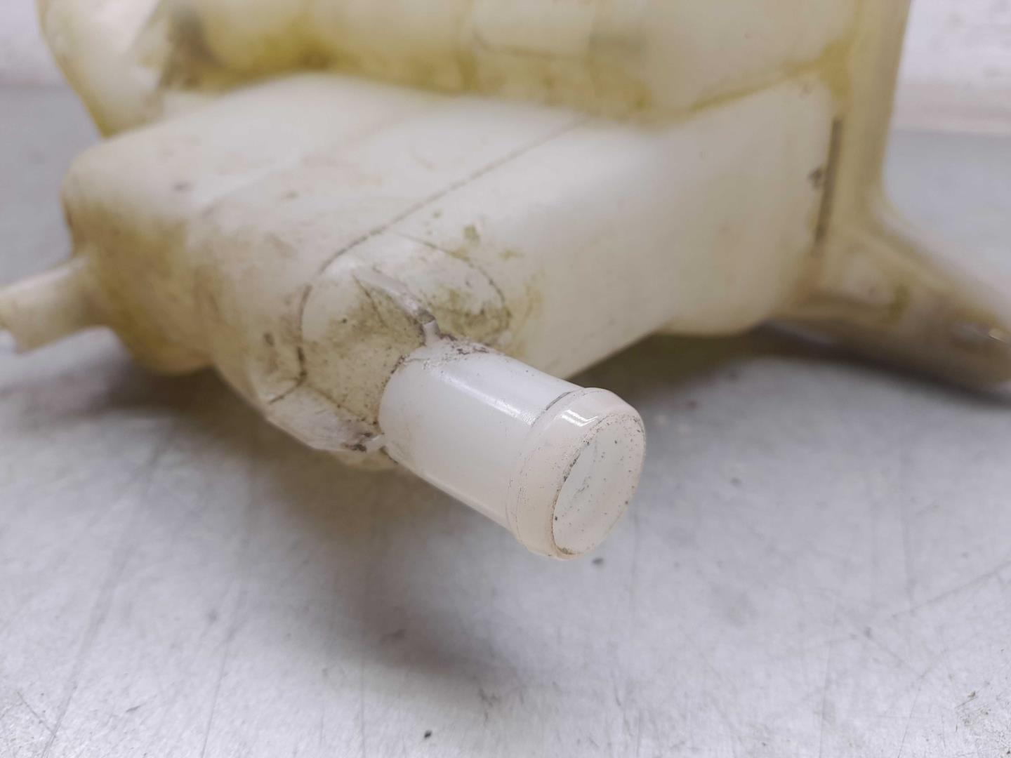 Бачок расширительный