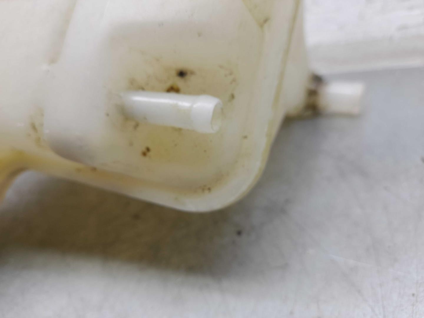 Бачок расширительный