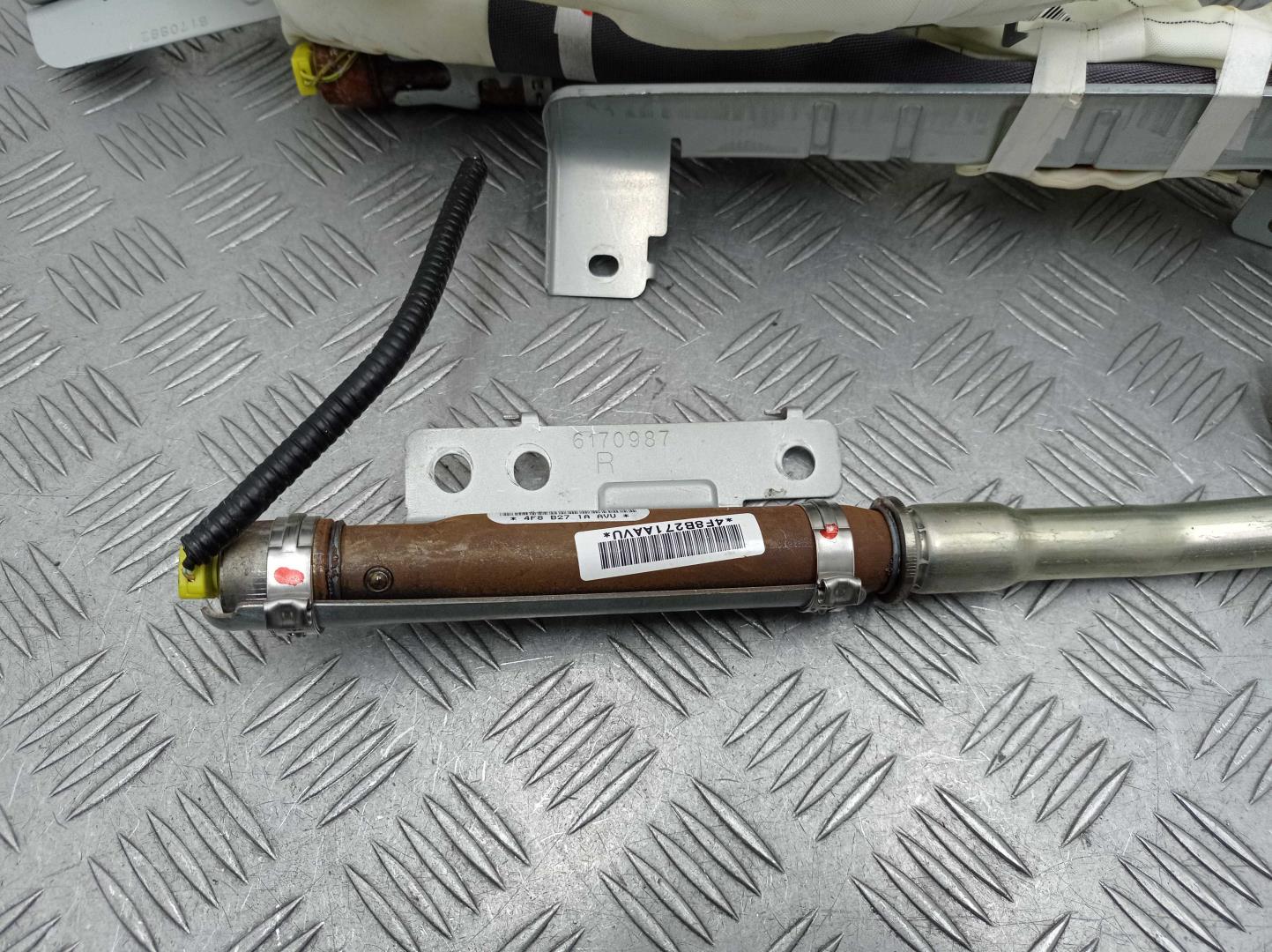 Подушка безопасности боковая (шторка)