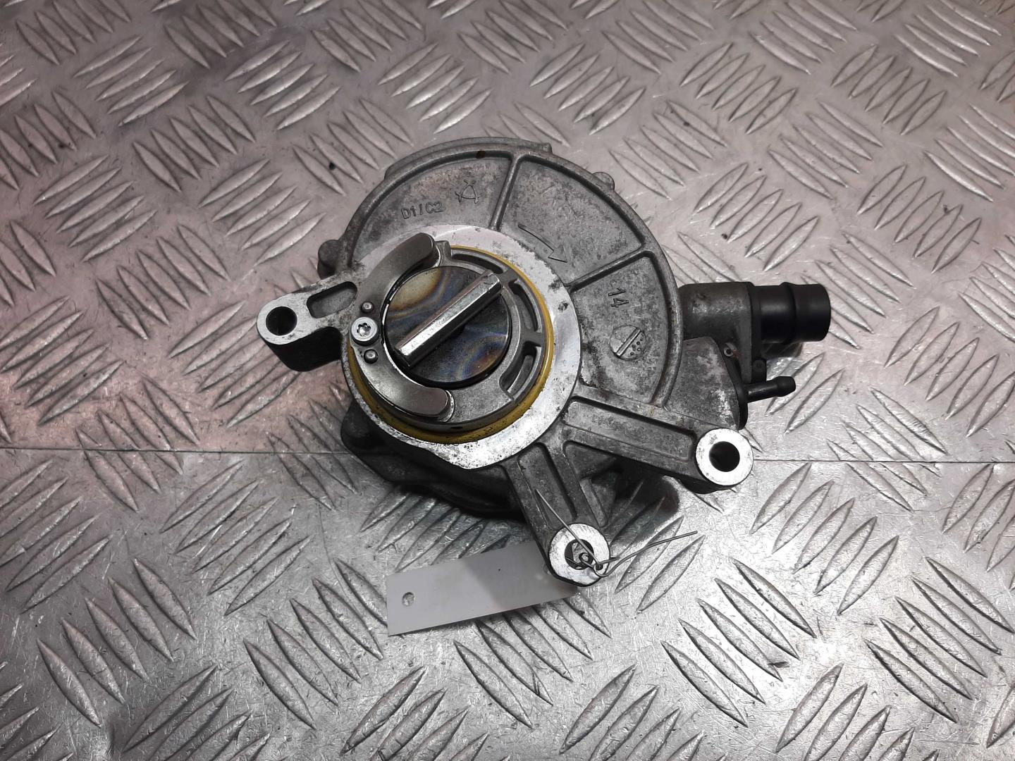 Насос вакуумный