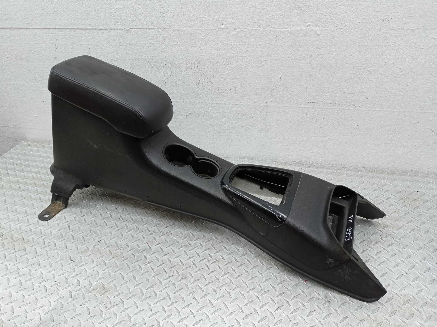 Подлокотник