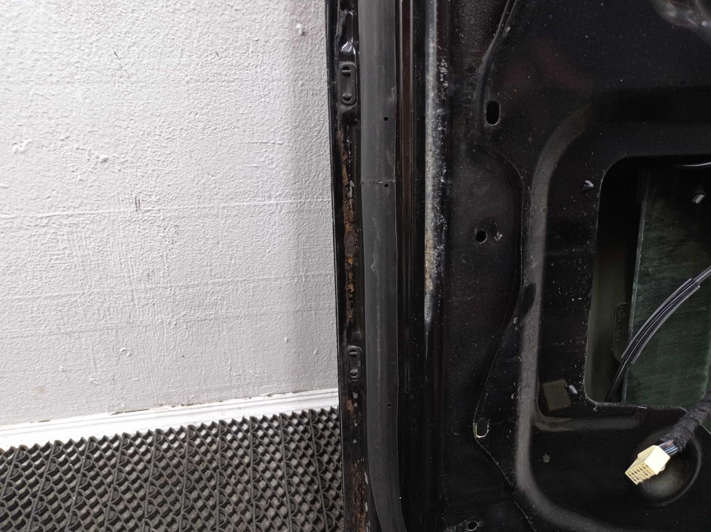 Ручка двери передней наружная правая