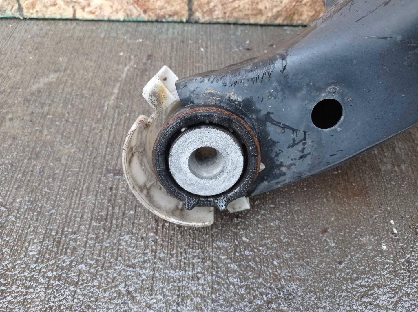 Балка задняя