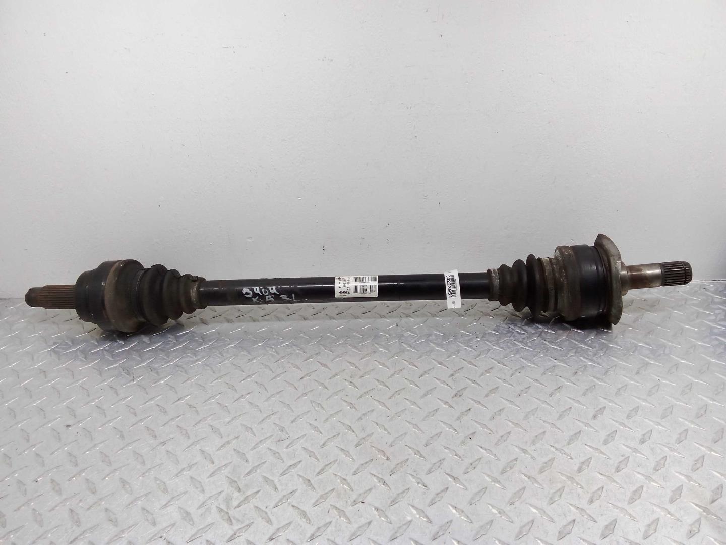 Полуось задняя левая