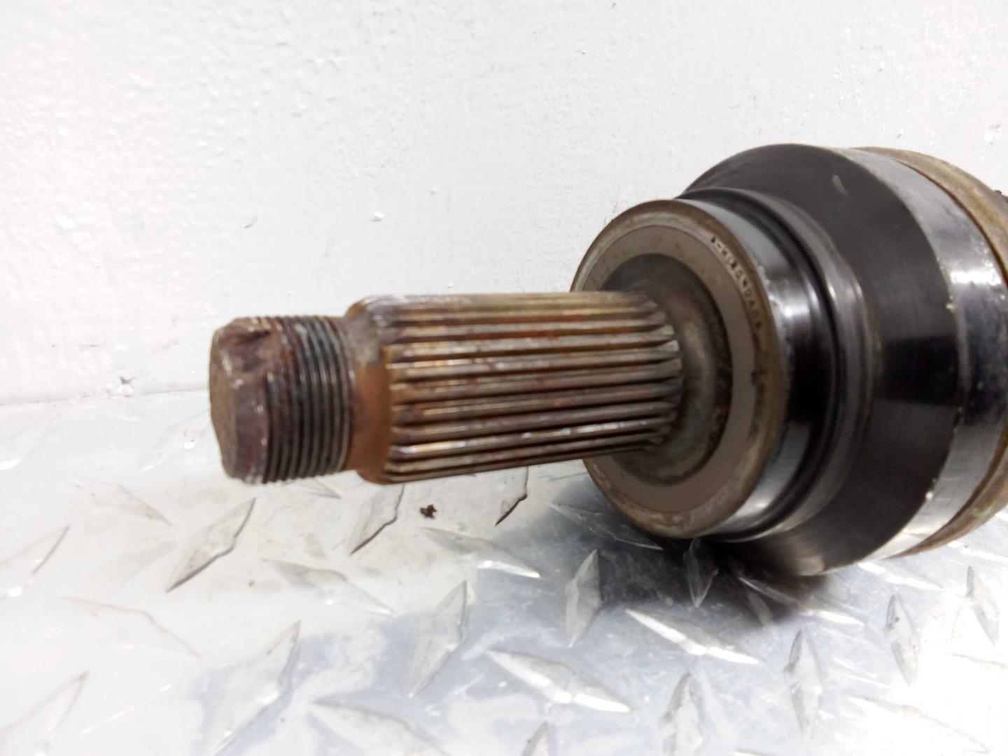 Полуось задняя левая