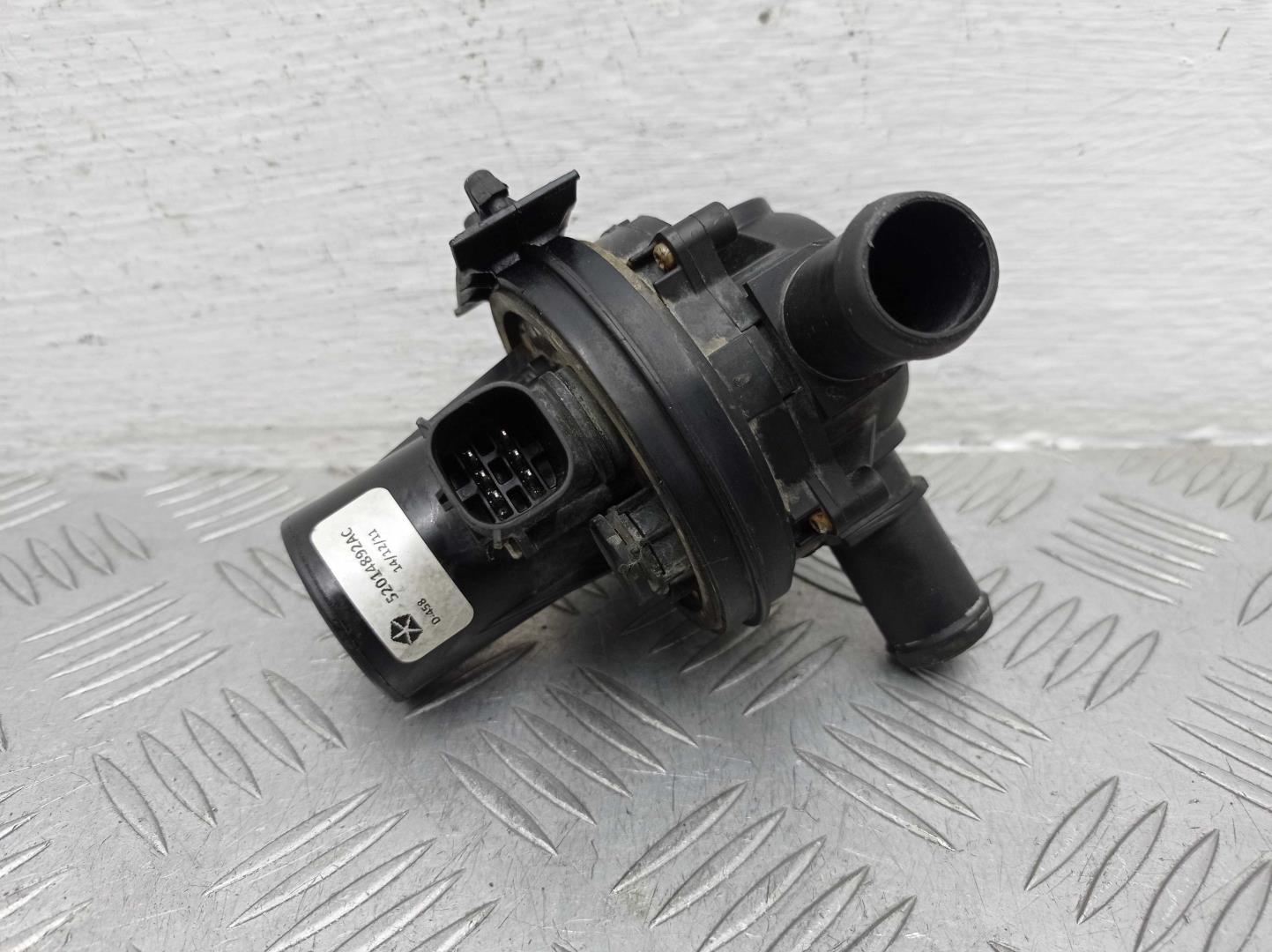 Насос водяной (помпа)