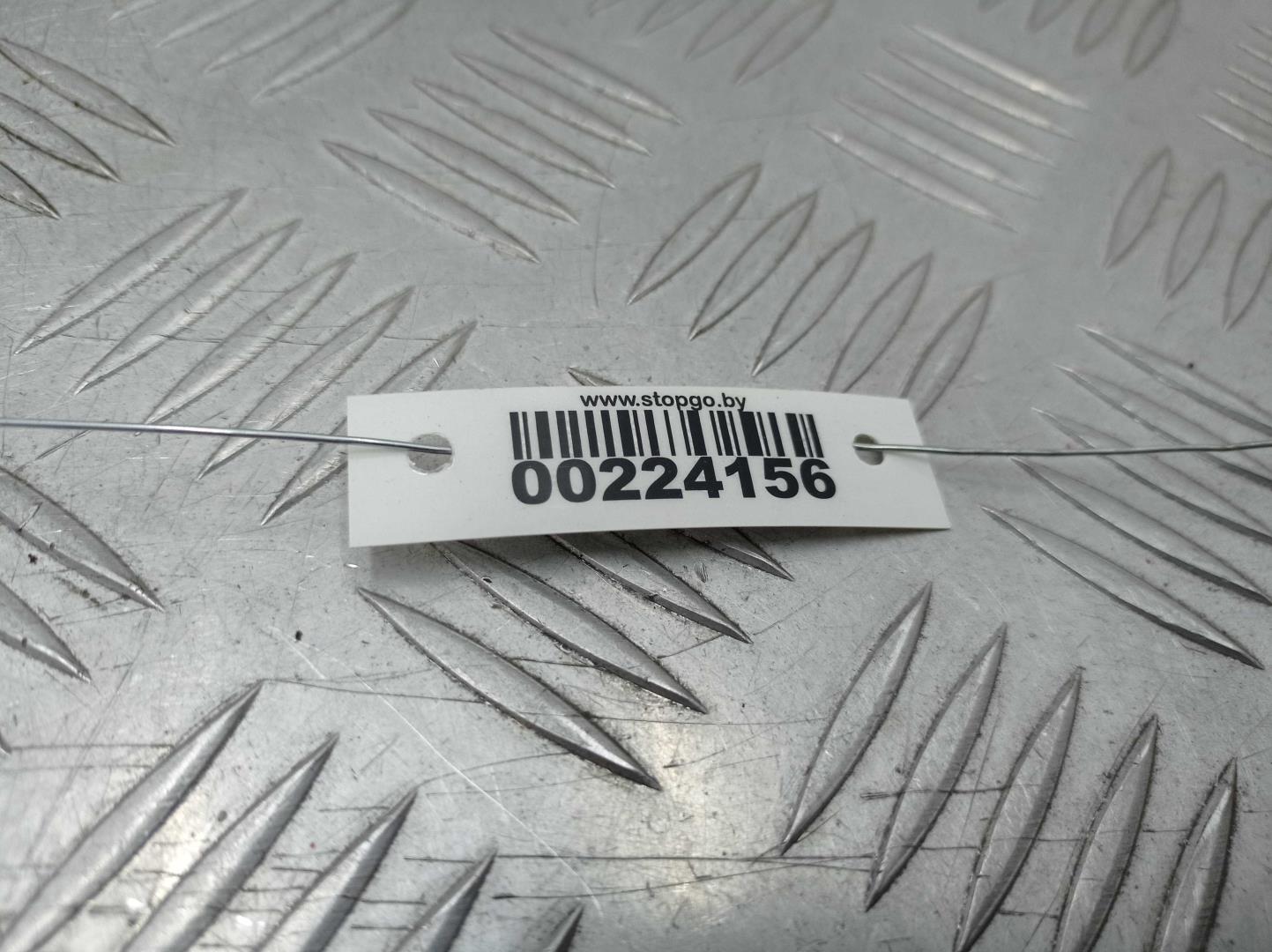 Петля капота левая