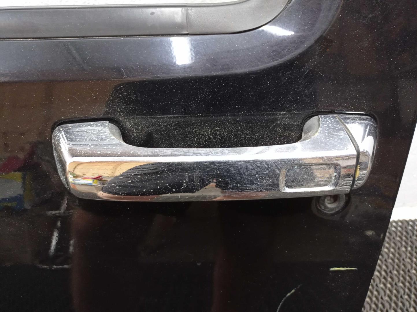 Дверь передняя левая