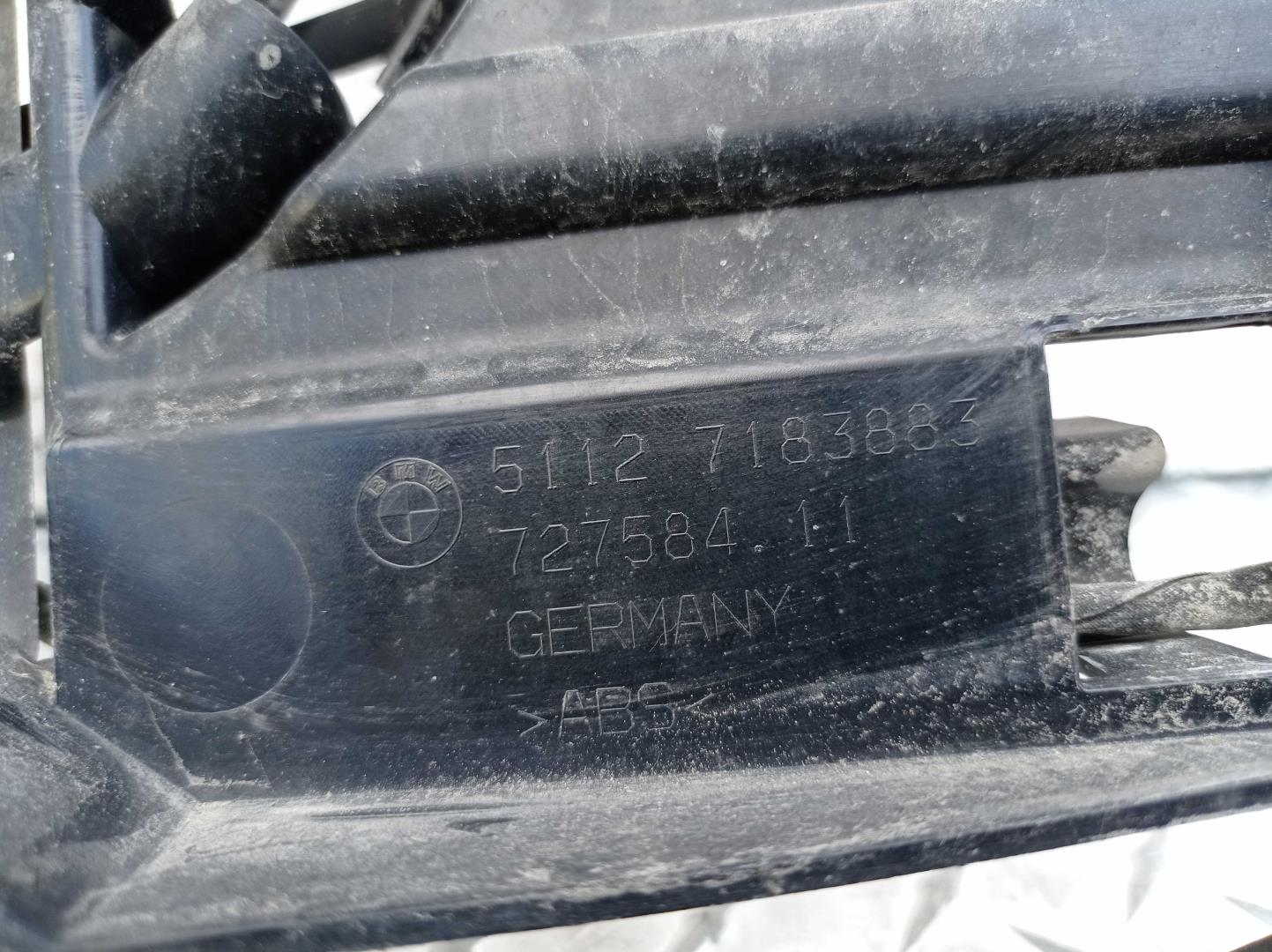 Кронштейн заднего бампера