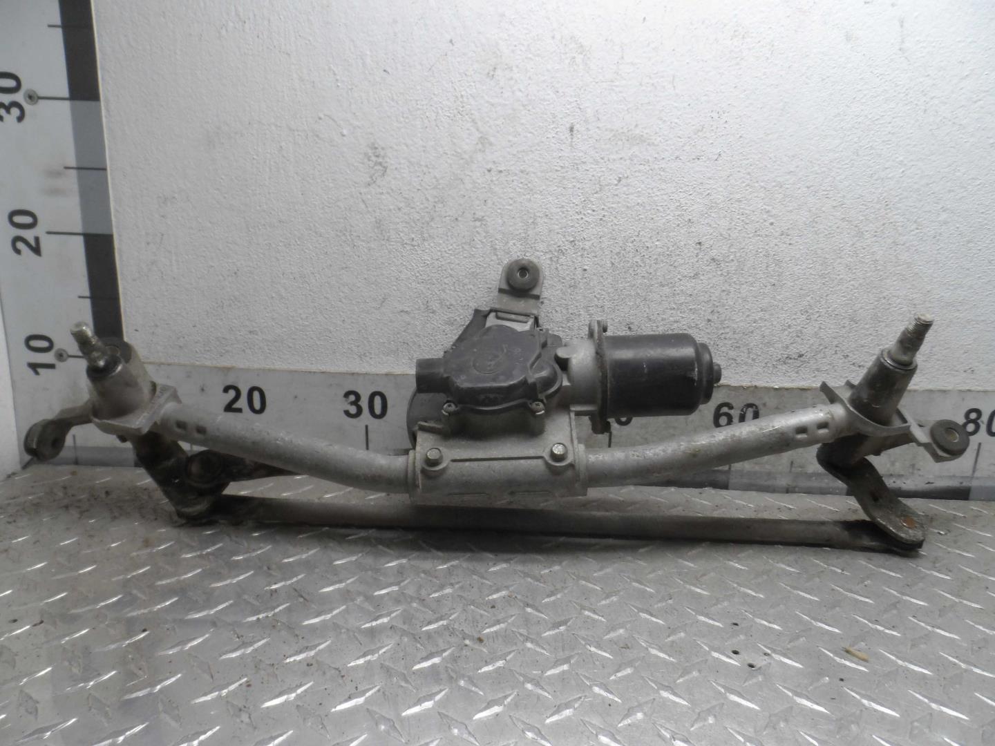 Трапеция стеклоочистителей