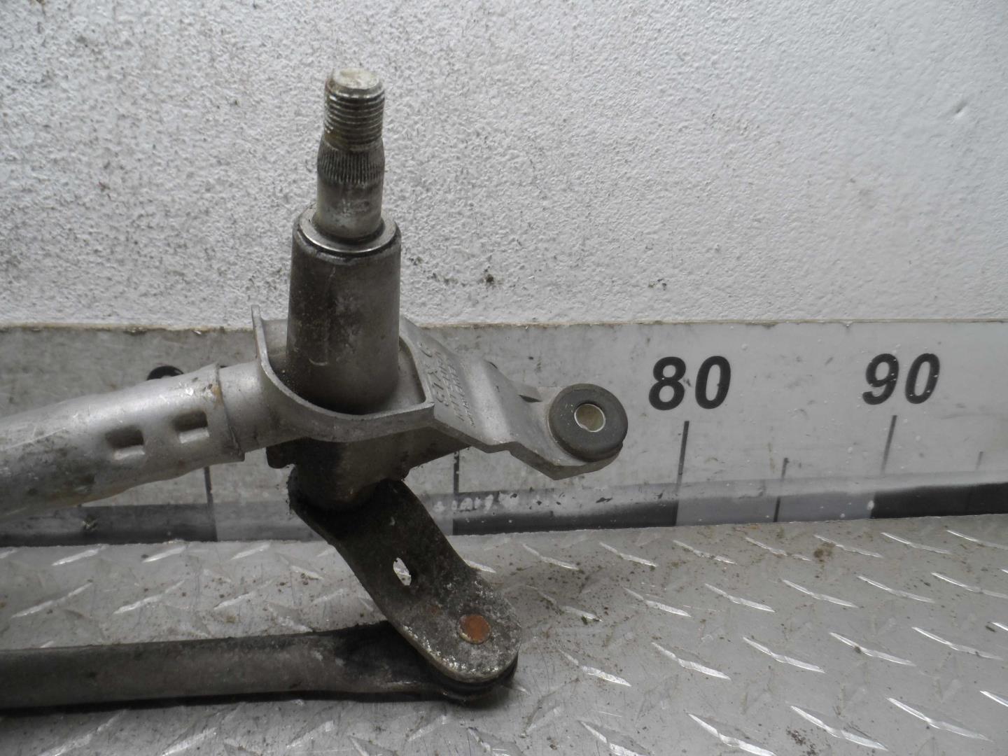 Трапеция стеклоочистителей