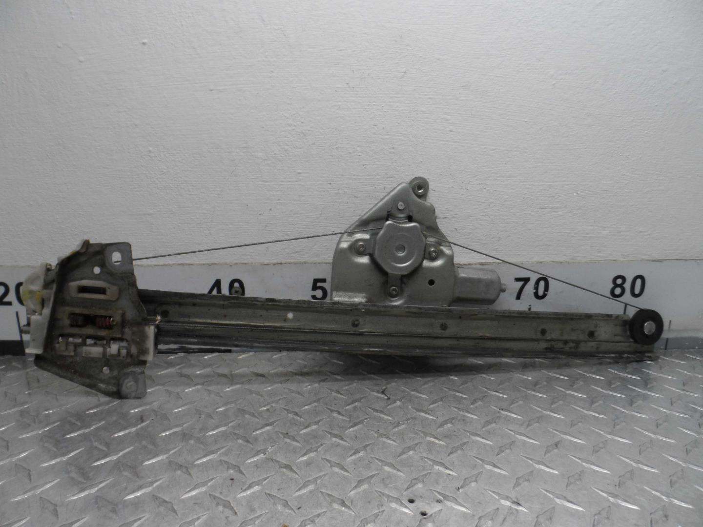 Стеклоподъемник электр. передний левый