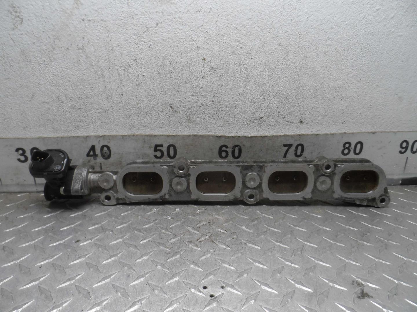 Коллектор впускной