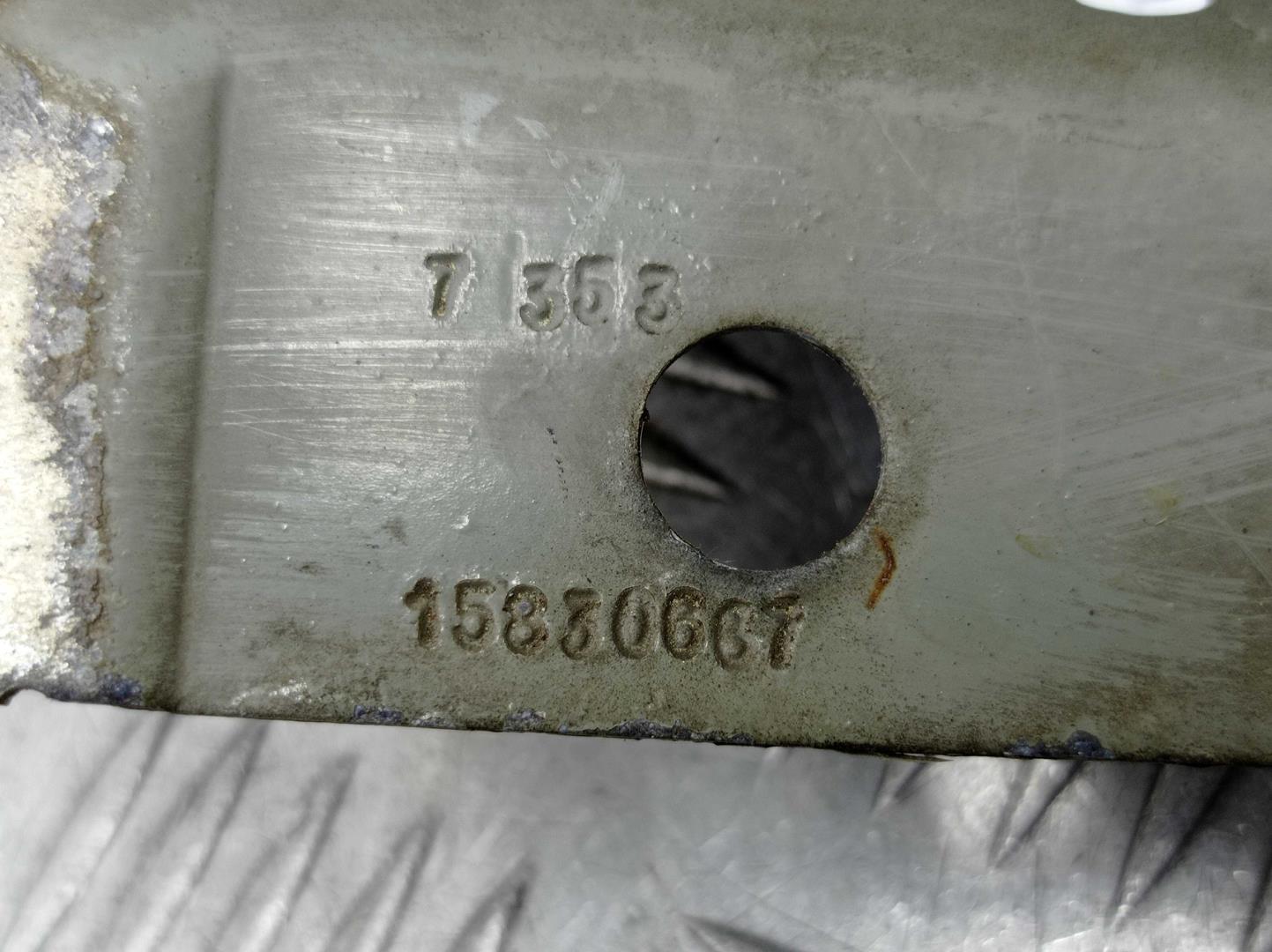 Петля капота левая