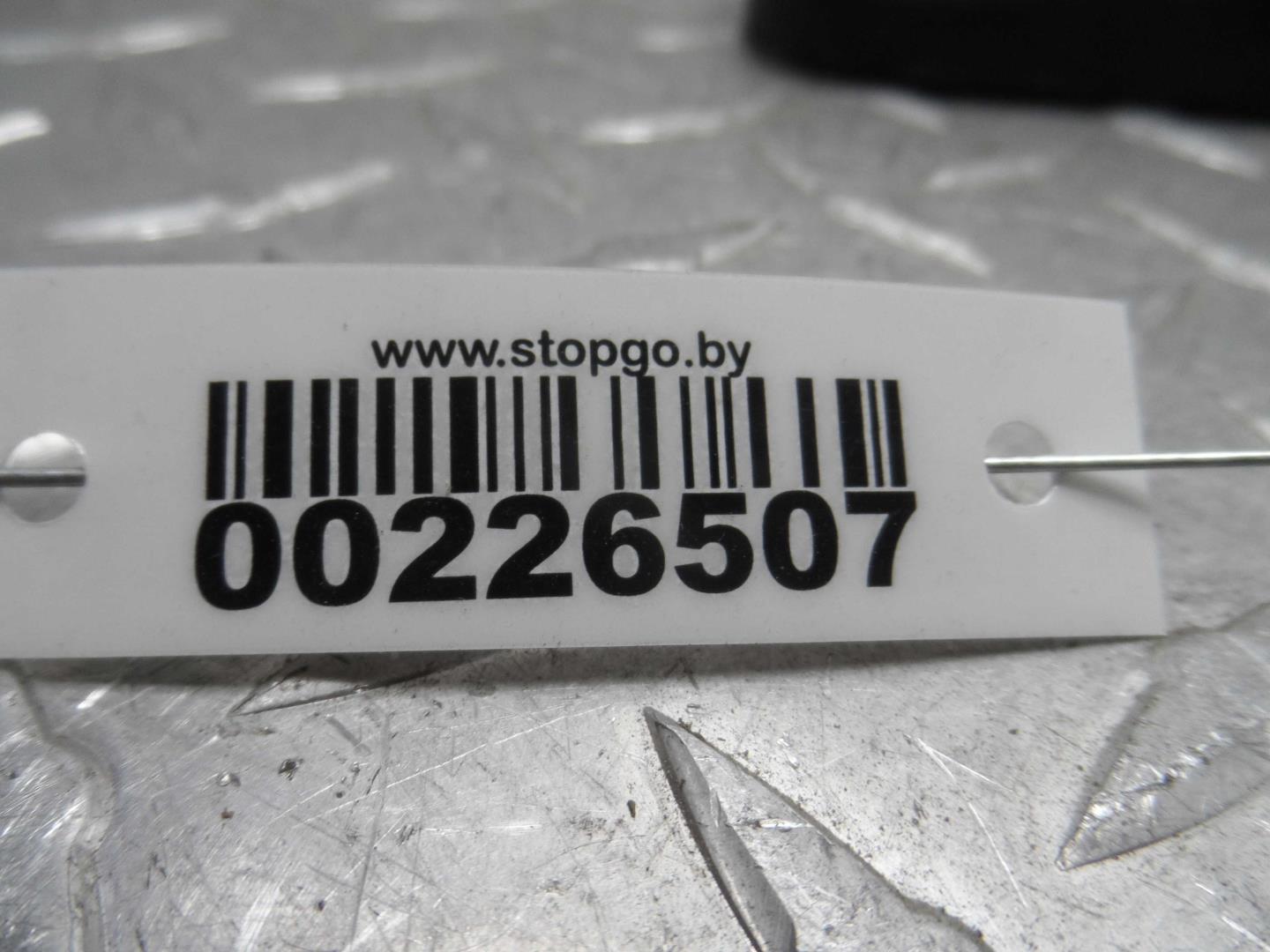 Зеркало заднего вида