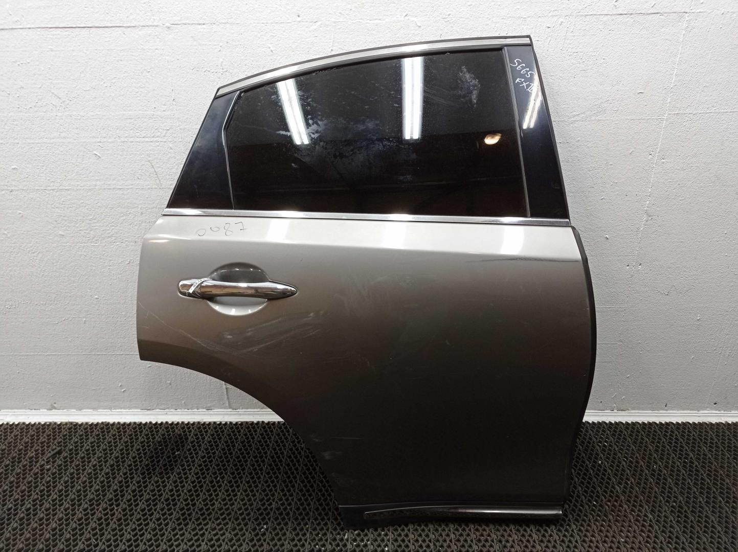 Замок двери задней правой