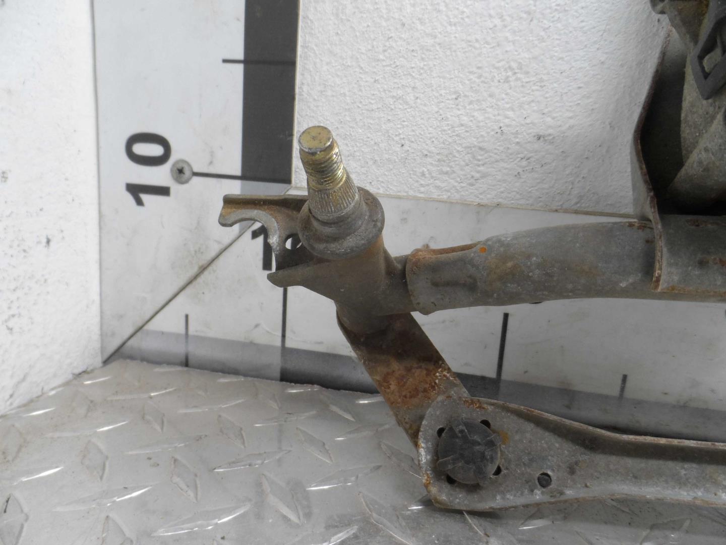 Трапеция стеклоочистителей