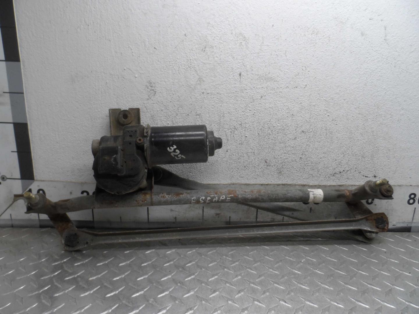 Трапеция стеклоочистителей