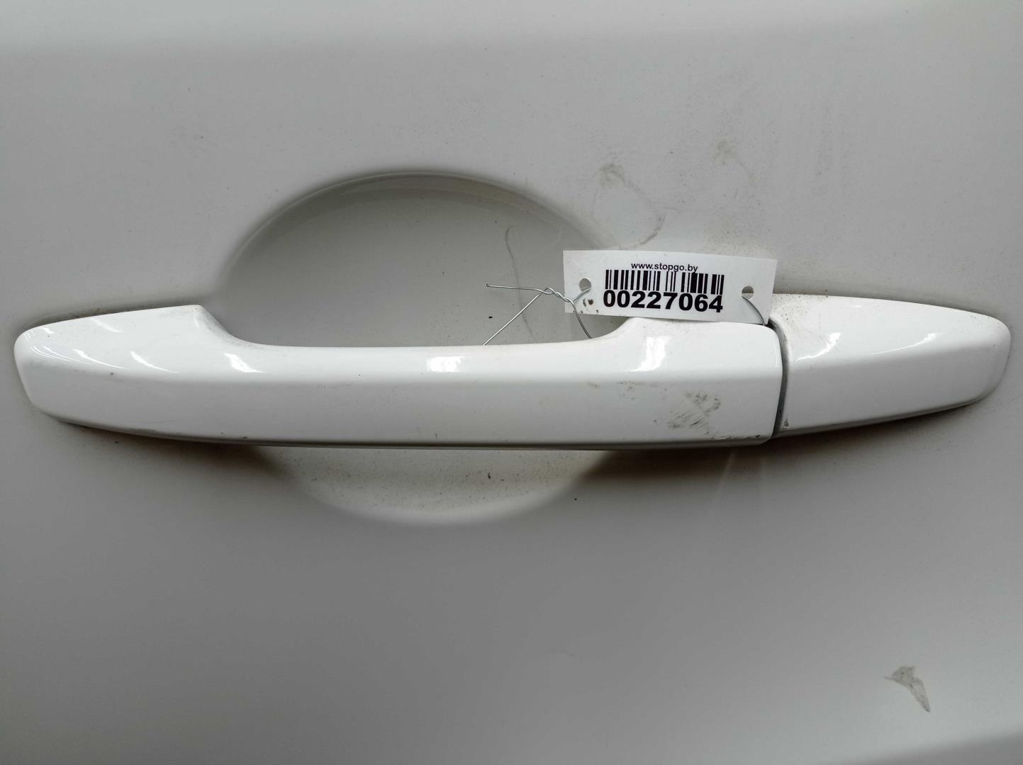 Замок двери задней левой