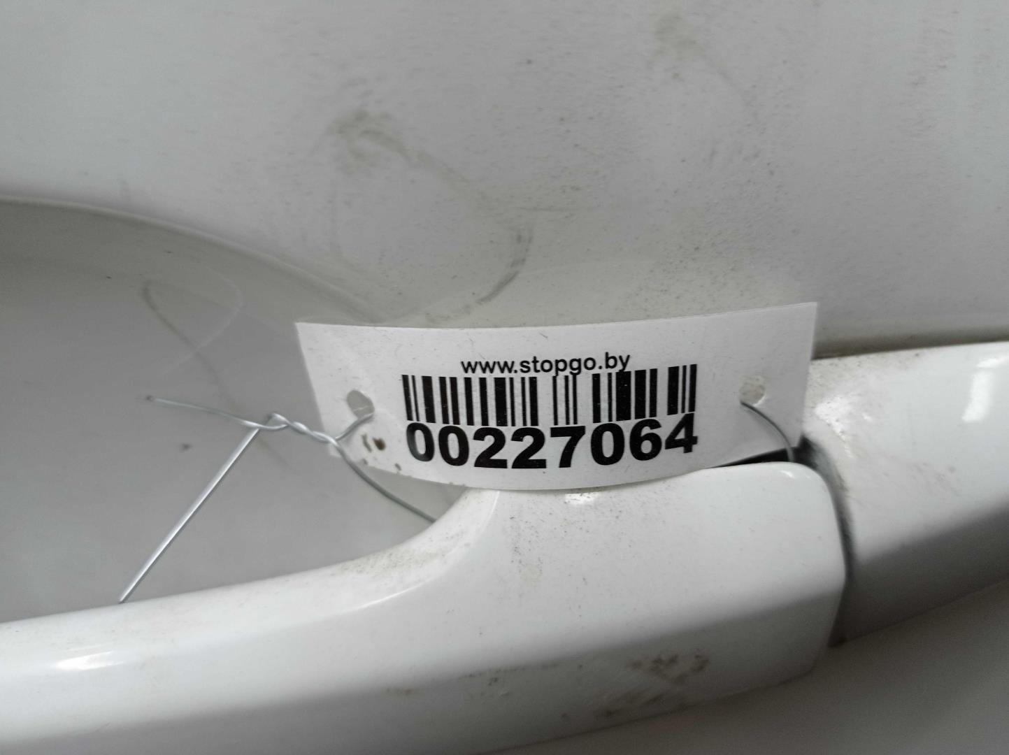 Замок двери задней левой