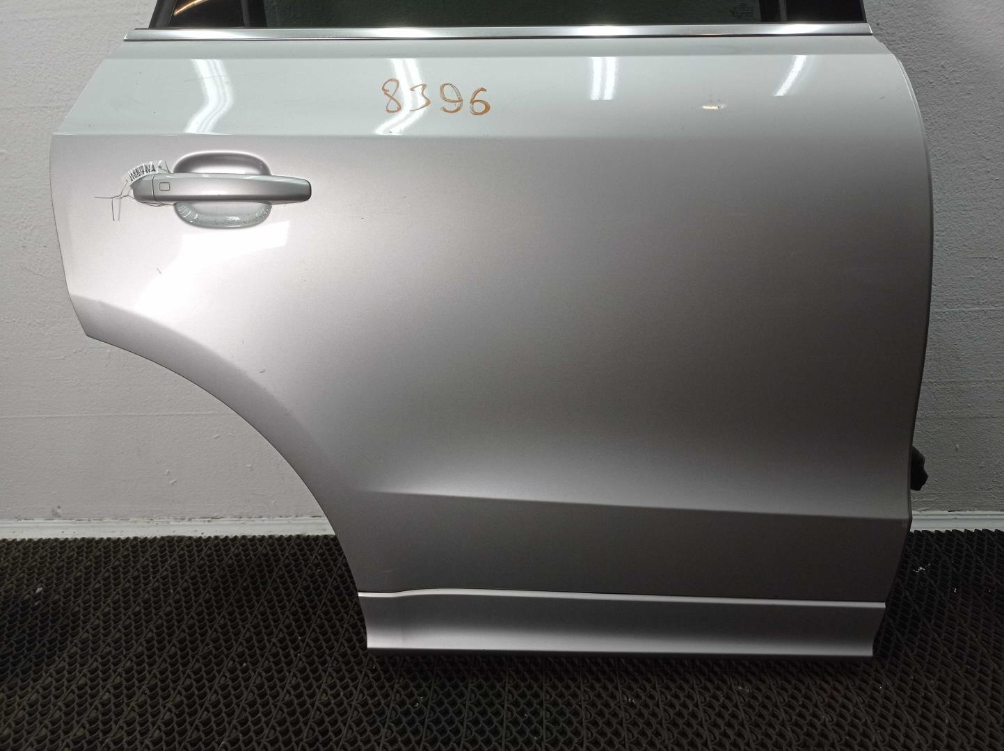 Замок двери задней правой