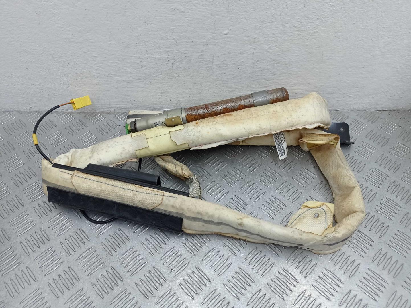 Подушка безопасности боковая (шторка)