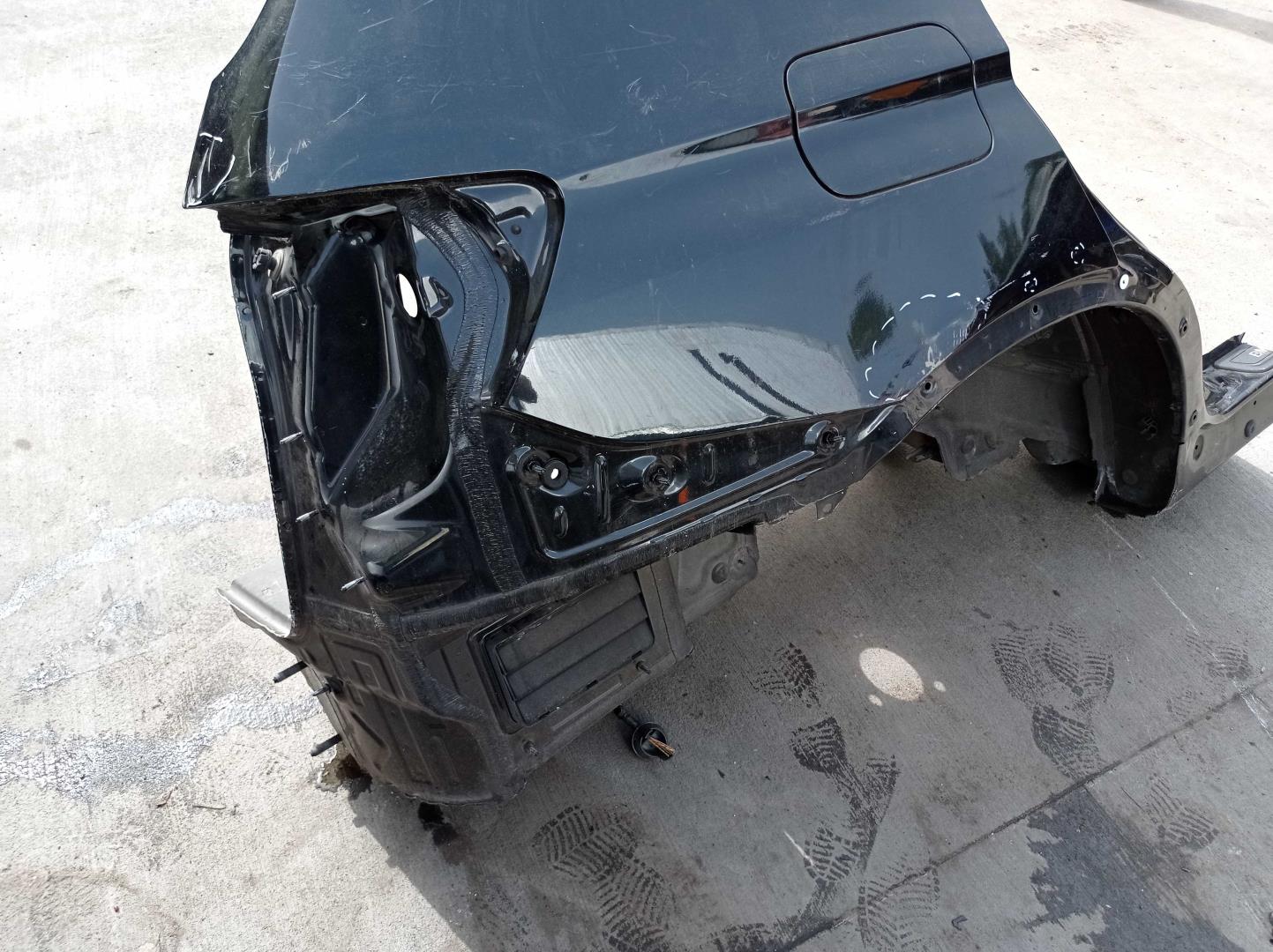 Стекло кузовное глухое правое