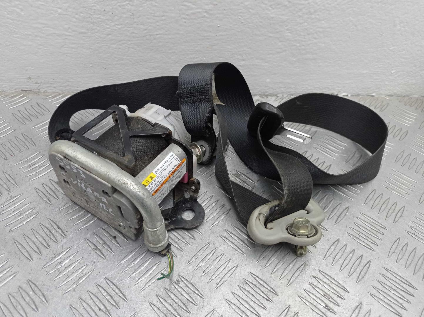 Ремень безопасности