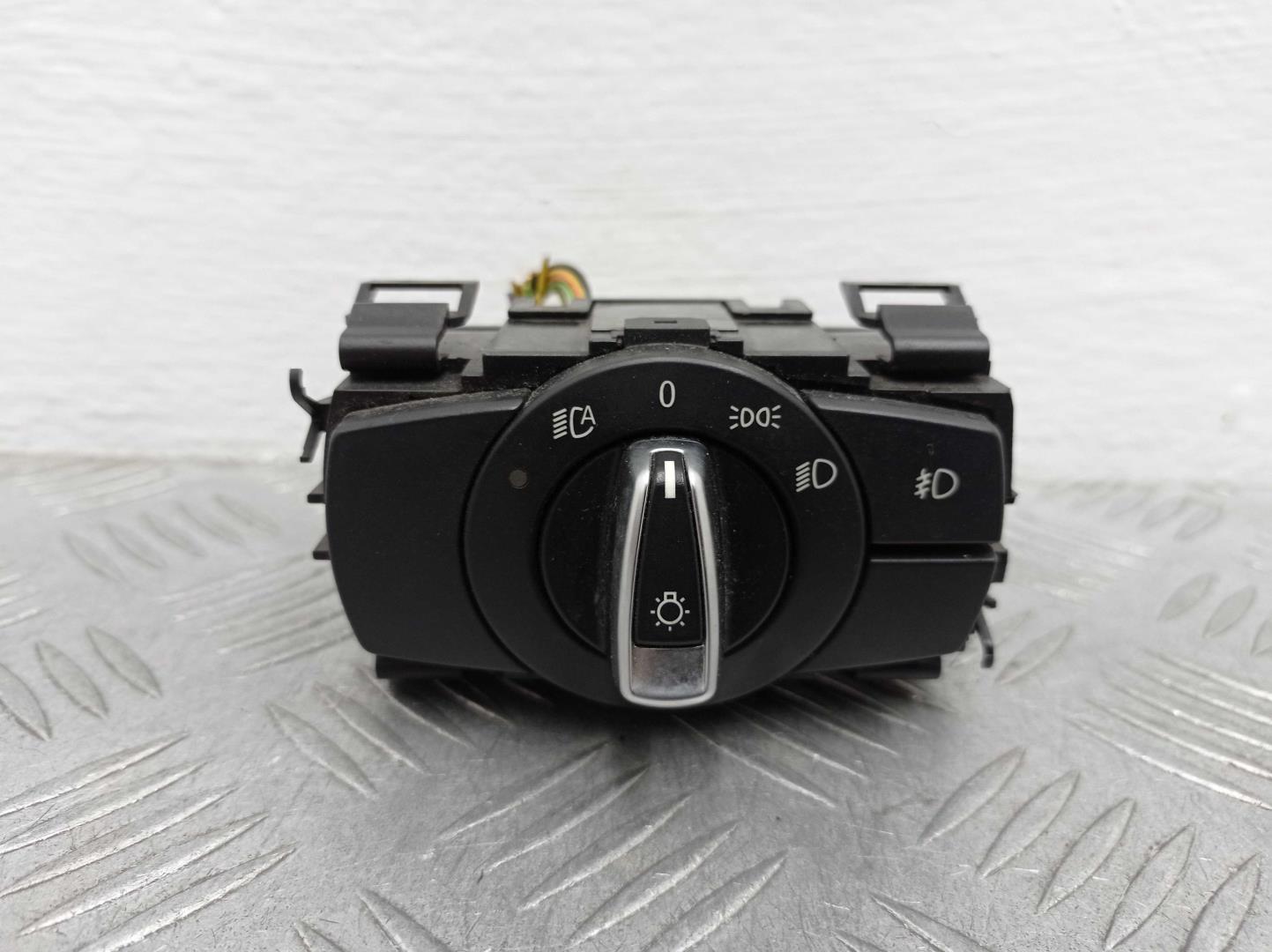 Переключатель света фар