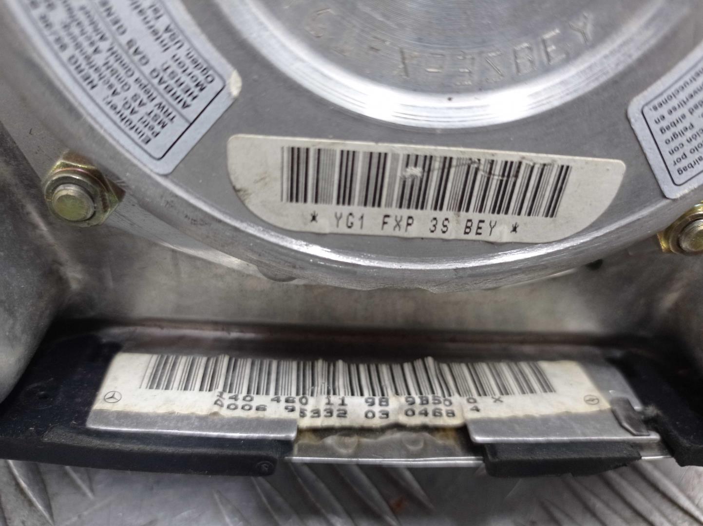 Подушка безопасности в рулевое колесо