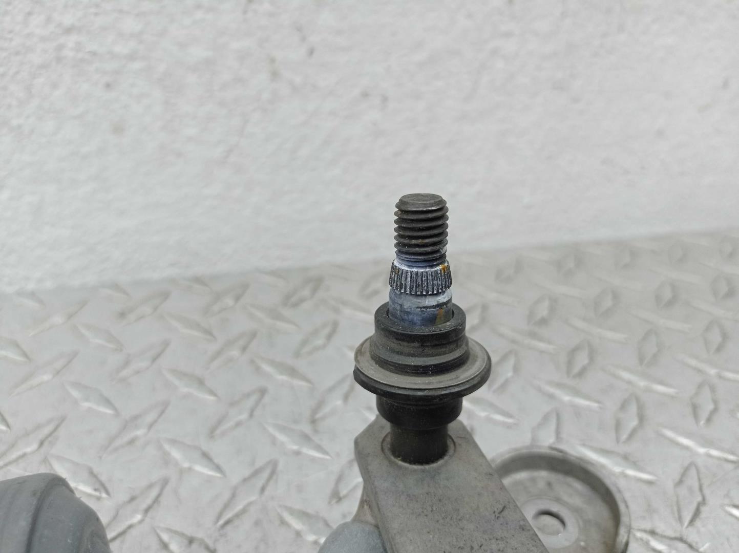 Трапеция стеклоочистителей