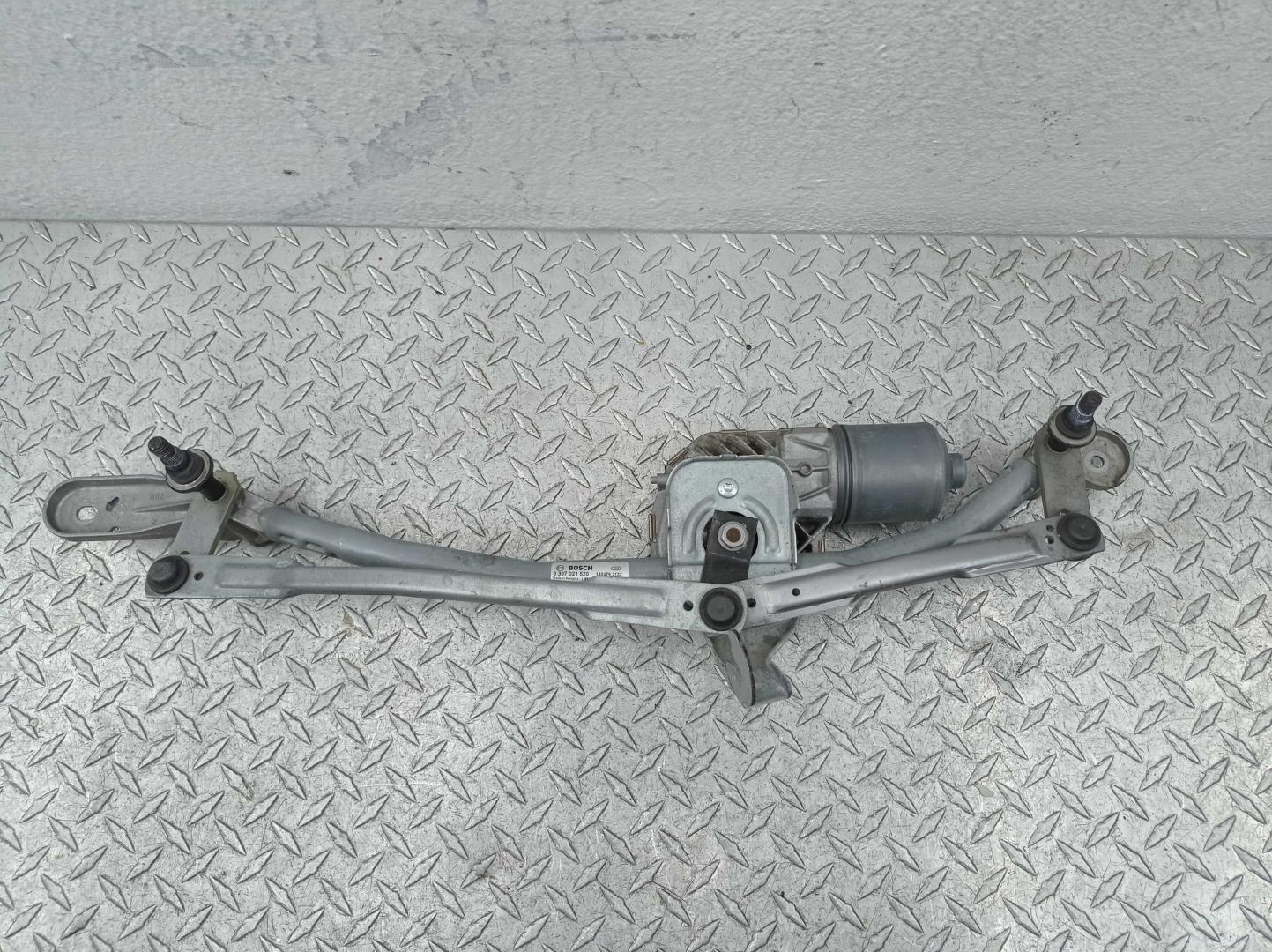 Трапеция стеклоочистителей