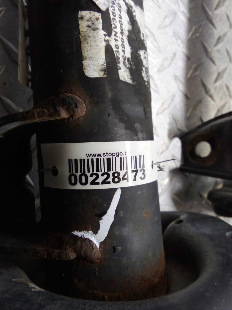 Амортизатор передний левый