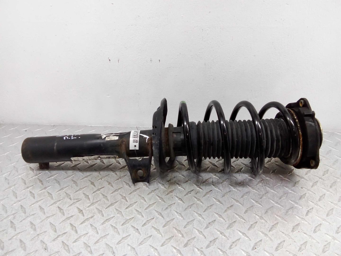 Амортизатор передний левый