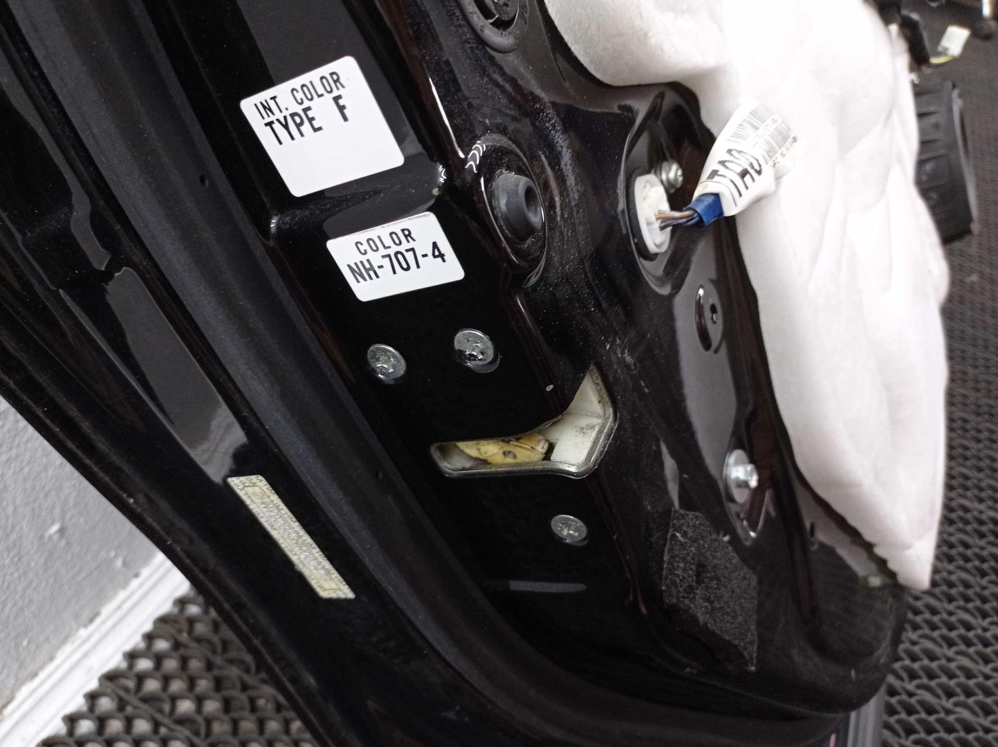 Стеклоподъемник электр. передний левый