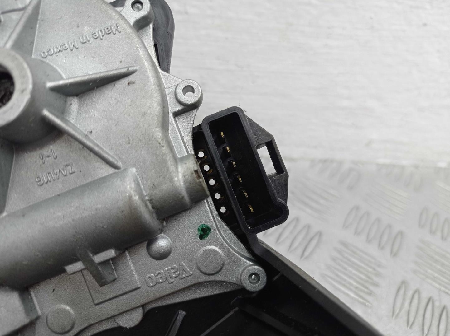 Моторчик стеклоочистителя задний