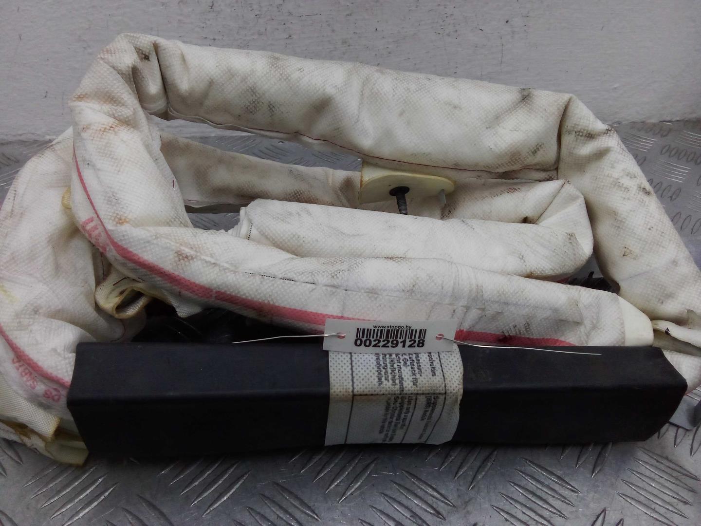 Подушка безопасности боковая (шторка)