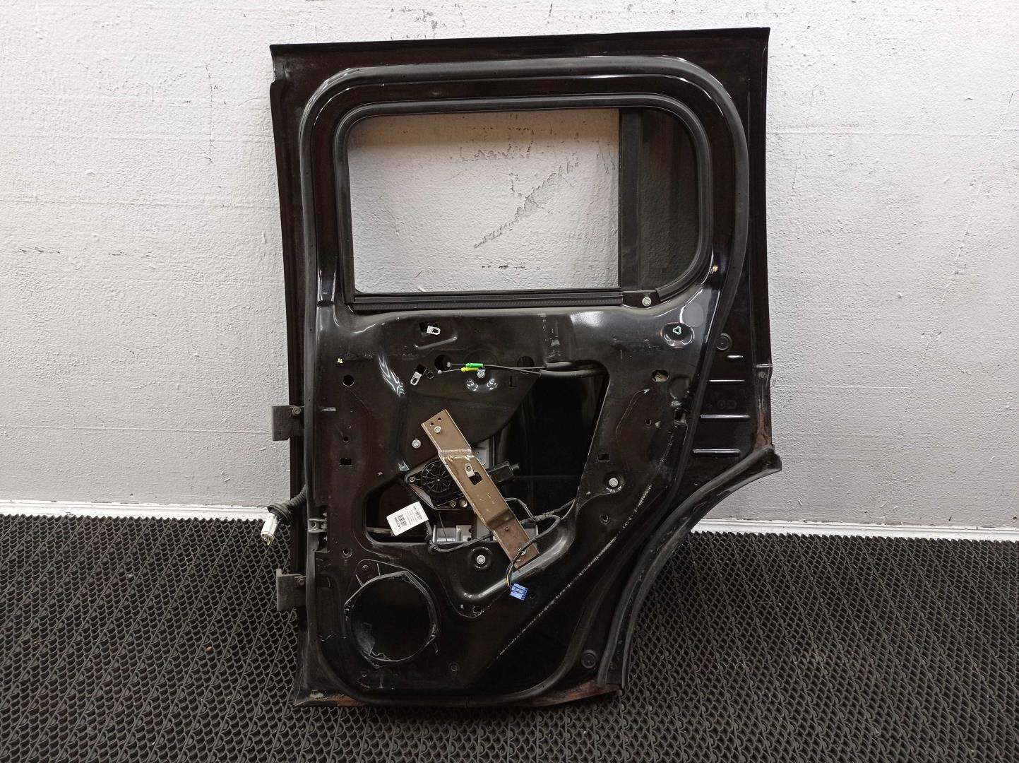 Ограничитель двери