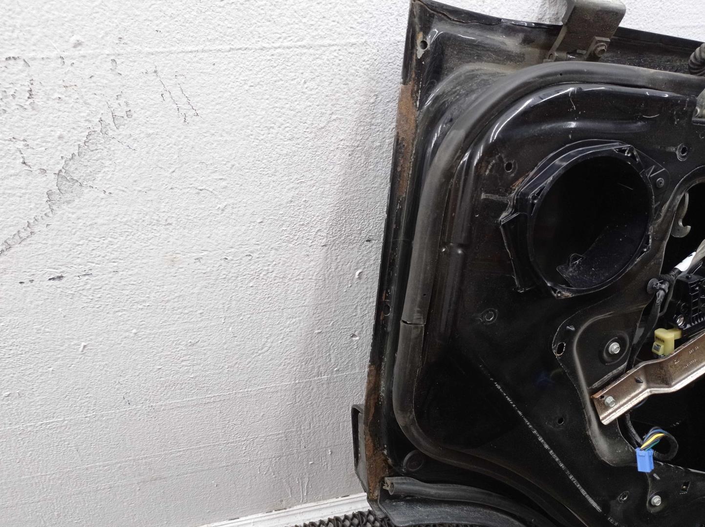 Ограничитель двери