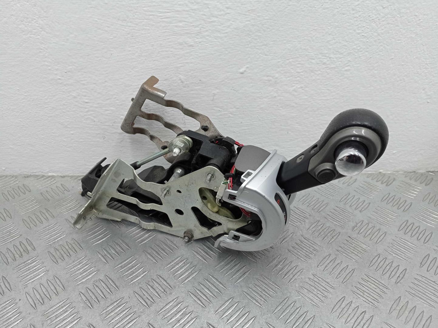 Кулиса МКПП / АКПП