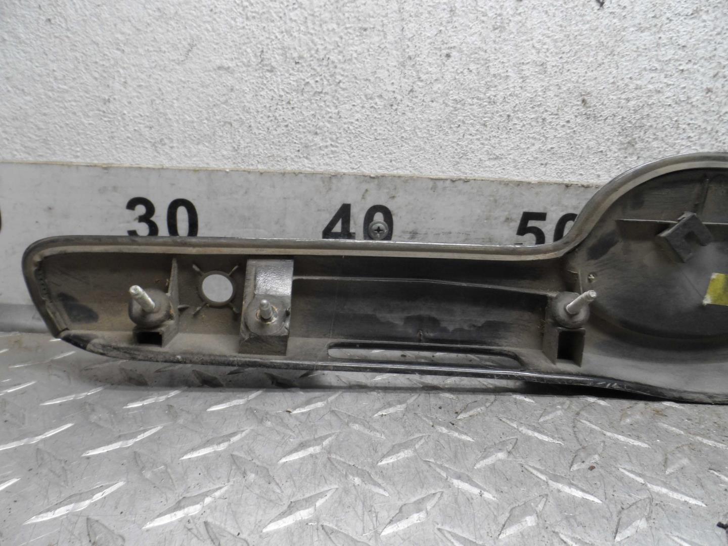 Фонарь подсветки номера